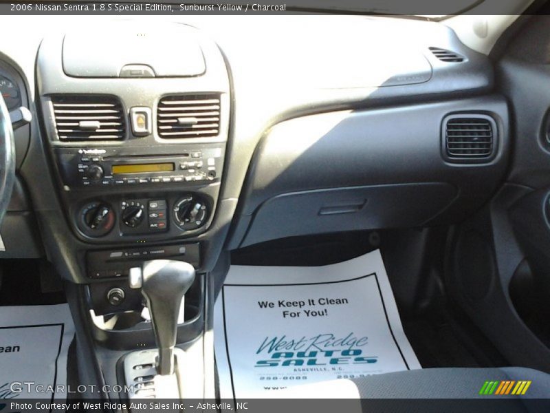 Sunburst Yellow / Charcoal 2006 Nissan Sentra 1.8 S Special Edition