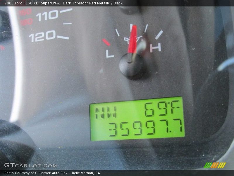 Dark Toreador Red Metallic / Black 2005 Ford F150 XLT SuperCrew