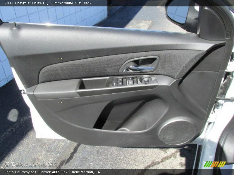 Summit White / Jet Black 2011 Chevrolet Cruze LT