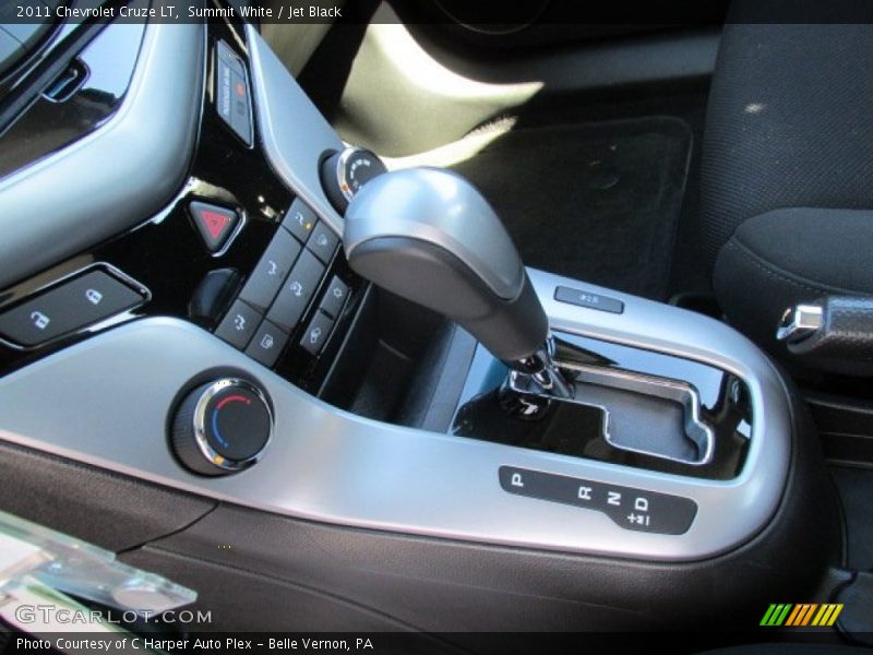 Summit White / Jet Black 2011 Chevrolet Cruze LT