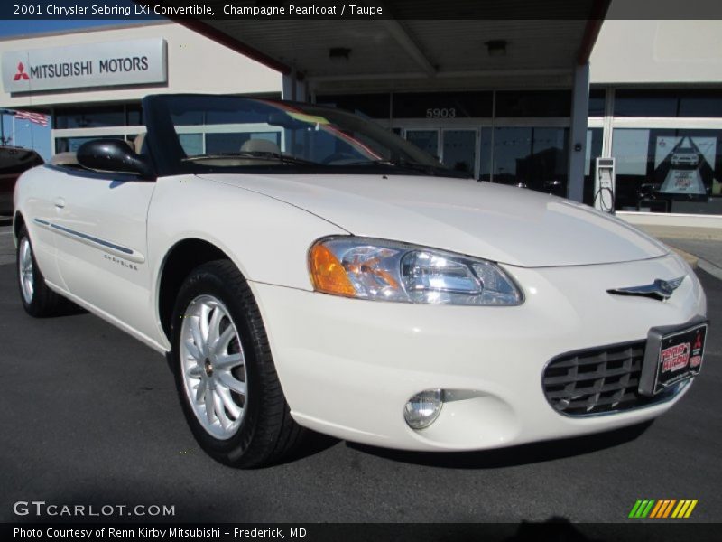 Champagne Pearlcoat / Taupe 2001 Chrysler Sebring LXi Convertible