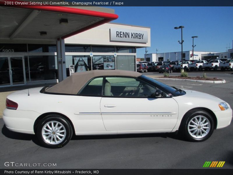 Champagne Pearlcoat / Taupe 2001 Chrysler Sebring LXi Convertible