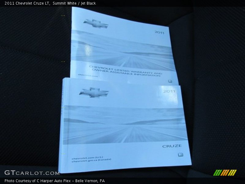 Summit White / Jet Black 2011 Chevrolet Cruze LT