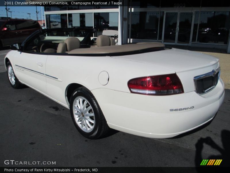 Champagne Pearlcoat / Taupe 2001 Chrysler Sebring LXi Convertible