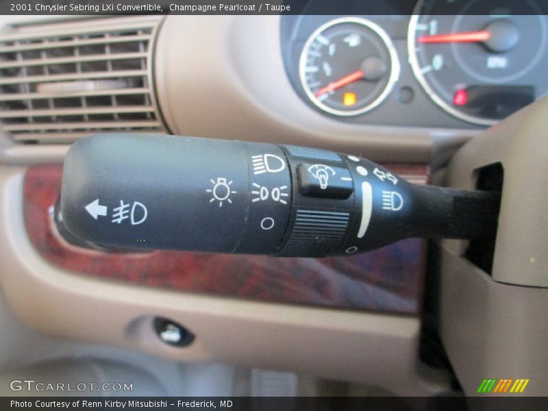 Champagne Pearlcoat / Taupe 2001 Chrysler Sebring LXi Convertible