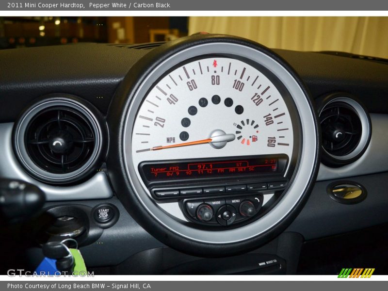 Pepper White / Carbon Black 2011 Mini Cooper Hardtop