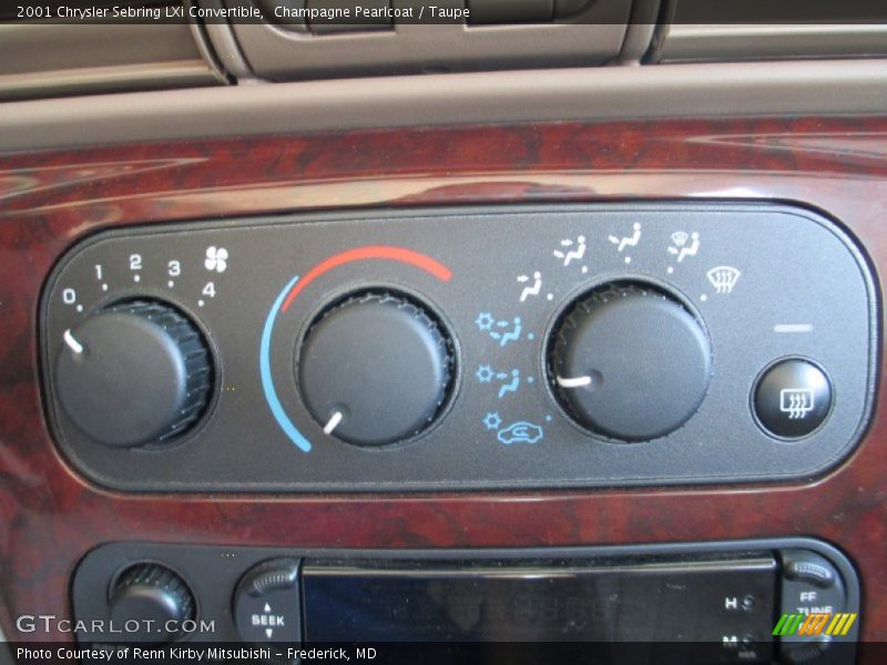 Champagne Pearlcoat / Taupe 2001 Chrysler Sebring LXi Convertible