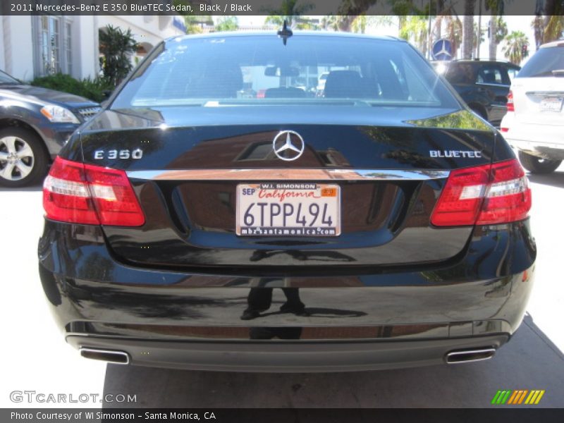 Black / Black 2011 Mercedes-Benz E 350 BlueTEC Sedan