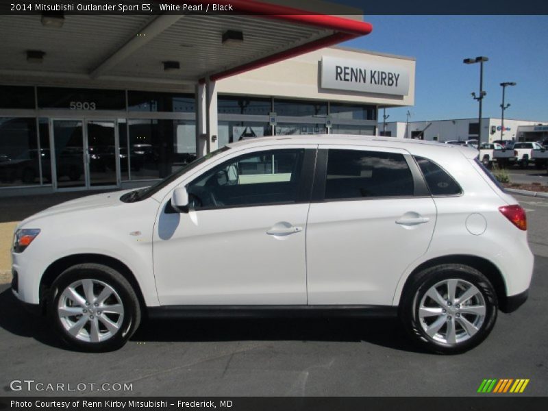 White Pearl / Black 2014 Mitsubishi Outlander Sport ES