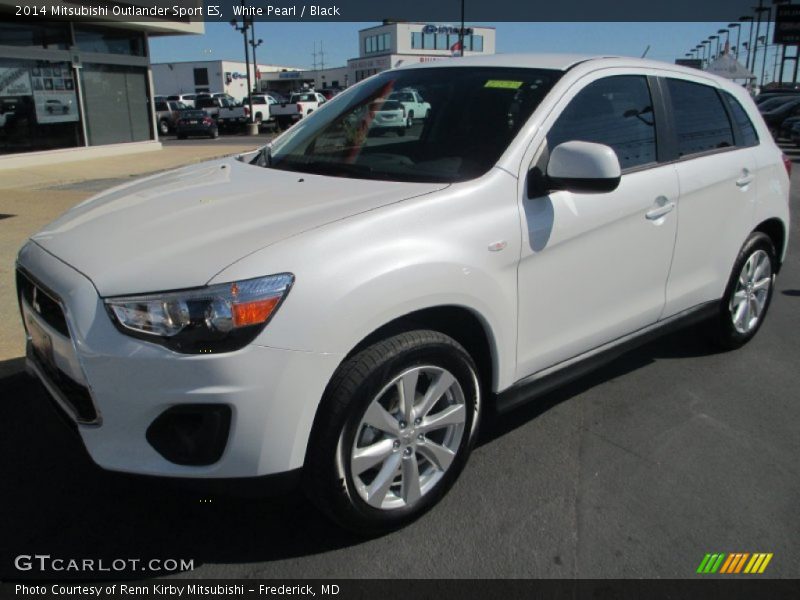 White Pearl / Black 2014 Mitsubishi Outlander Sport ES