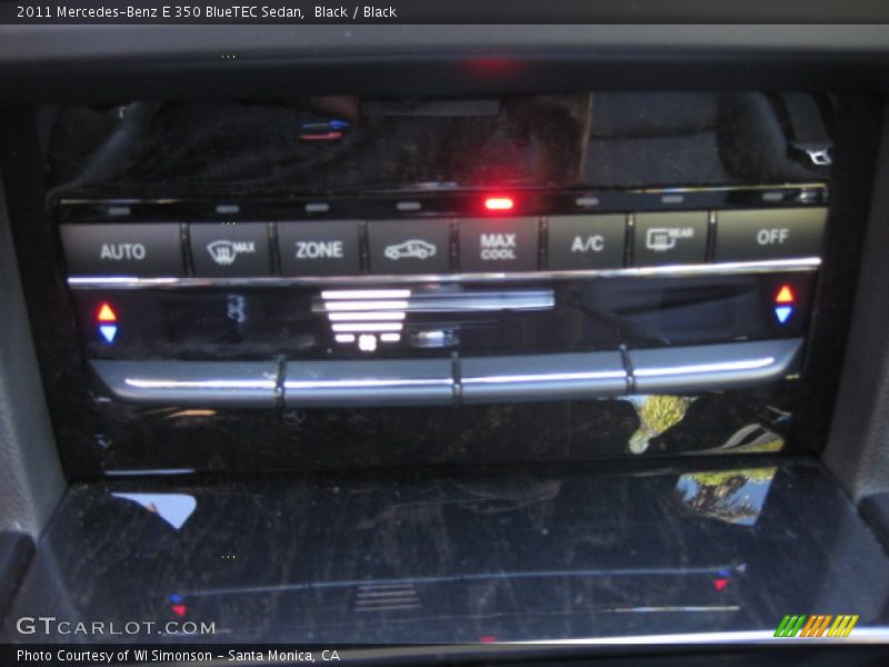 Black / Black 2011 Mercedes-Benz E 350 BlueTEC Sedan