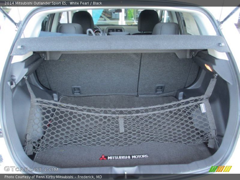 White Pearl / Black 2014 Mitsubishi Outlander Sport ES