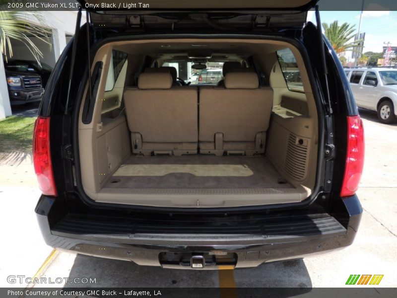 Onyx Black / Light Tan 2009 GMC Yukon XL SLT