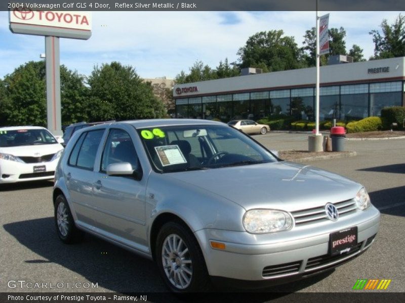 Reflex Silver Metallic / Black 2004 Volkswagen Golf GLS 4 Door