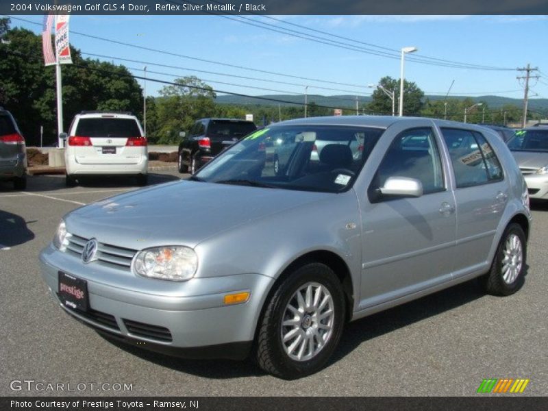 Reflex Silver Metallic / Black 2004 Volkswagen Golf GLS 4 Door