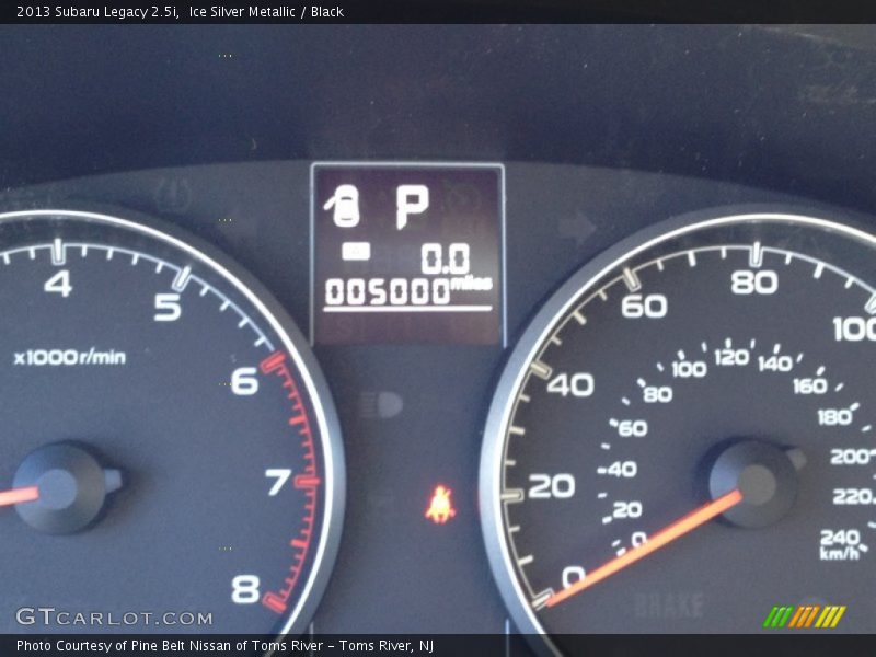 Ice Silver Metallic / Black 2013 Subaru Legacy 2.5i