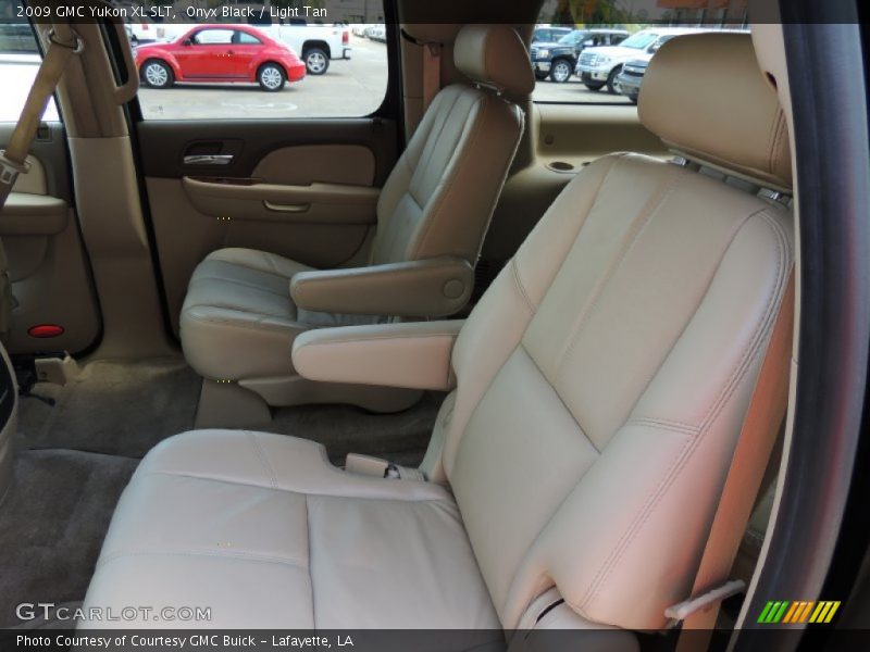 Onyx Black / Light Tan 2009 GMC Yukon XL SLT