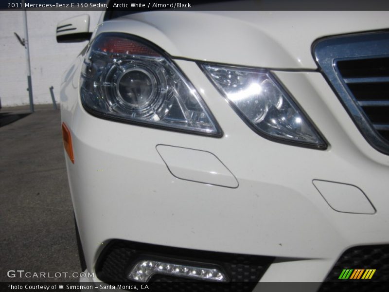 Arctic White / Almond/Black 2011 Mercedes-Benz E 350 Sedan