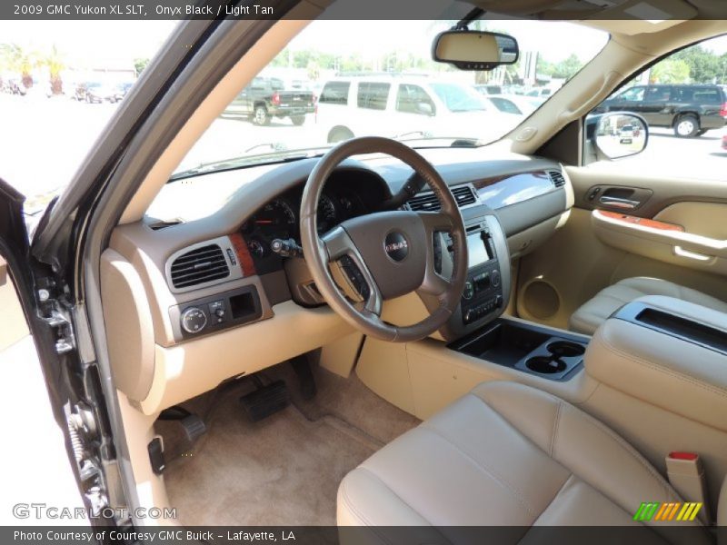 Onyx Black / Light Tan 2009 GMC Yukon XL SLT