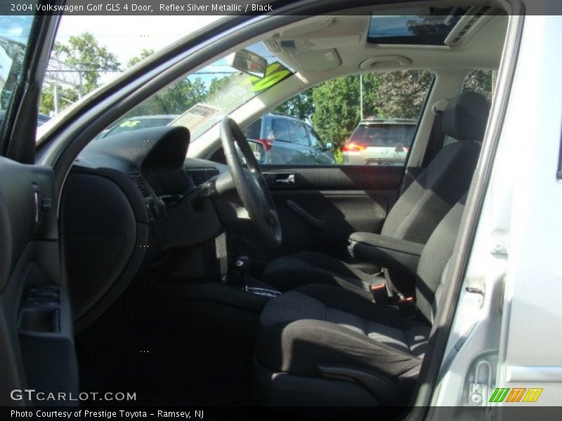 Reflex Silver Metallic / Black 2004 Volkswagen Golf GLS 4 Door
