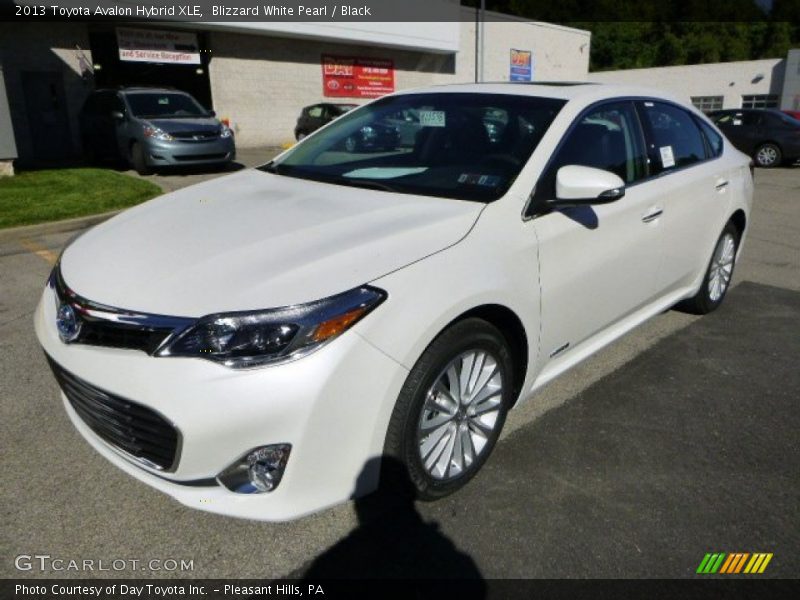 Blizzard White Pearl / Black 2013 Toyota Avalon Hybrid XLE