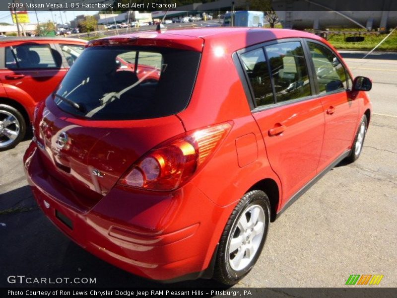 Red Alert / Charcoal 2009 Nissan Versa 1.8 S Hatchback