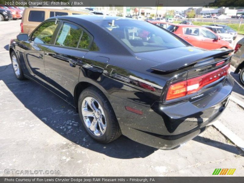 Pitch Black / Black 2012 Dodge Charger SE