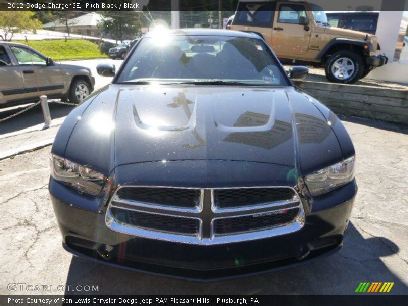 Pitch Black / Black 2012 Dodge Charger SE