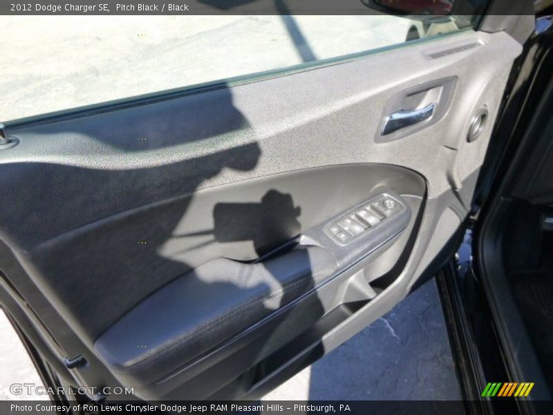 Pitch Black / Black 2012 Dodge Charger SE
