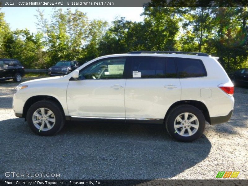 Blizzard White Pearl / Ash 2013 Toyota Highlander SE 4WD