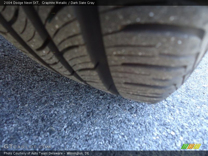 Graphite Metallic / Dark Slate Gray 2004 Dodge Neon SXT