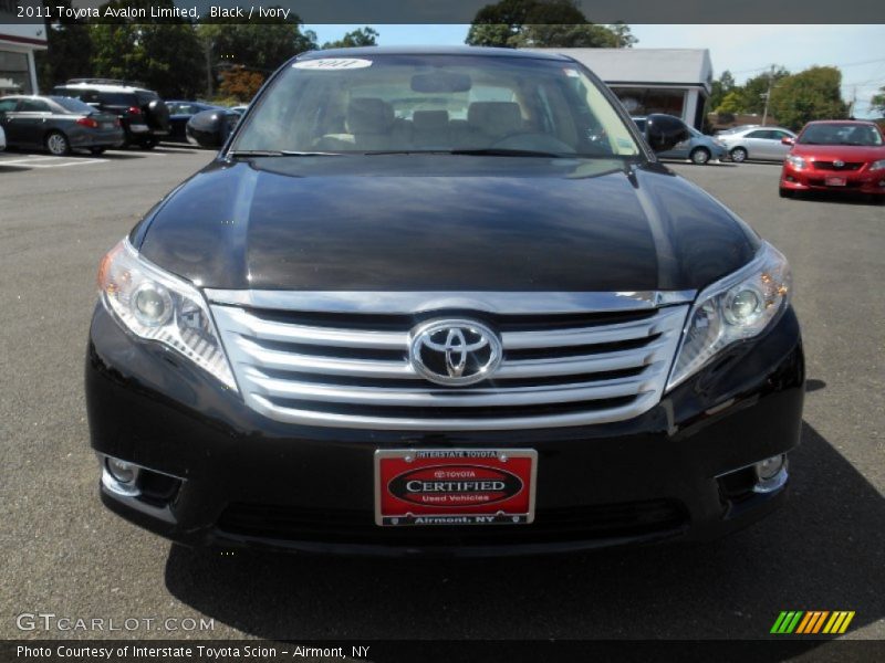 Black / Ivory 2011 Toyota Avalon Limited