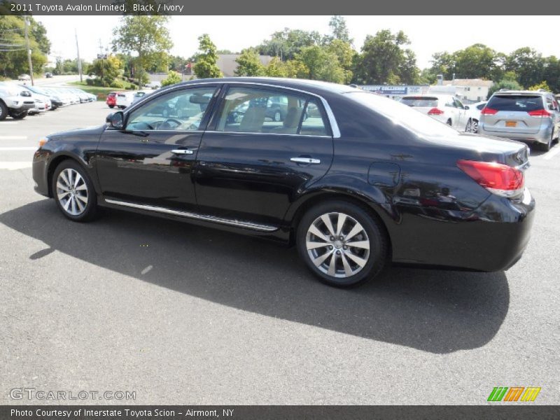 Black / Ivory 2011 Toyota Avalon Limited