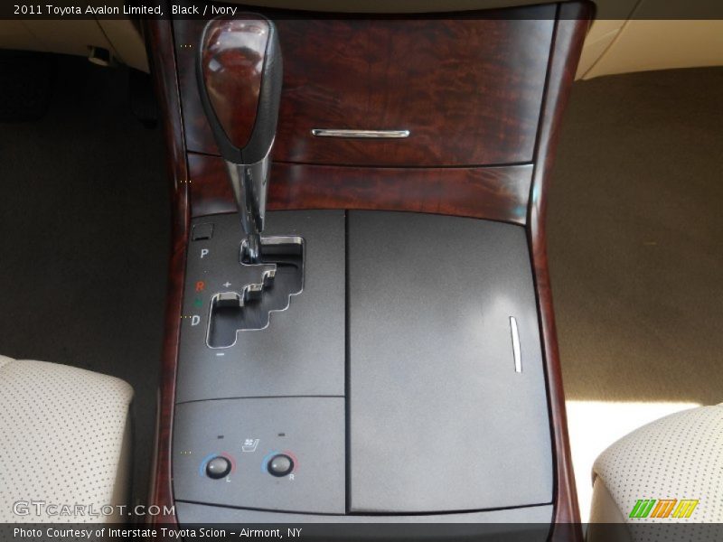 Black / Ivory 2011 Toyota Avalon Limited