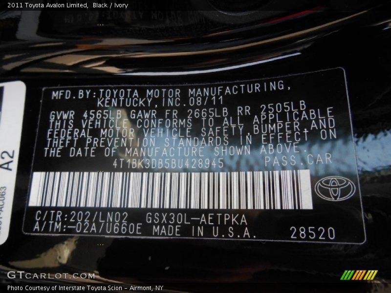 Black / Ivory 2011 Toyota Avalon Limited