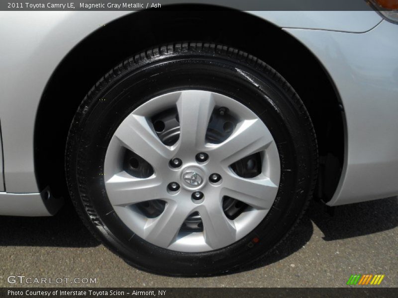 Magnetic Gray Metallic / Ash 2011 Toyota Camry LE