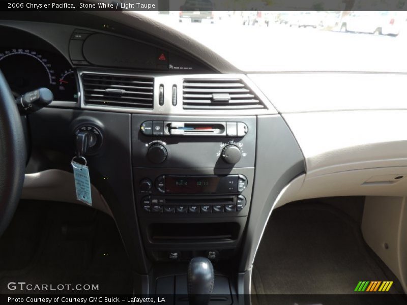 Stone White / Light Taupe 2006 Chrysler Pacifica