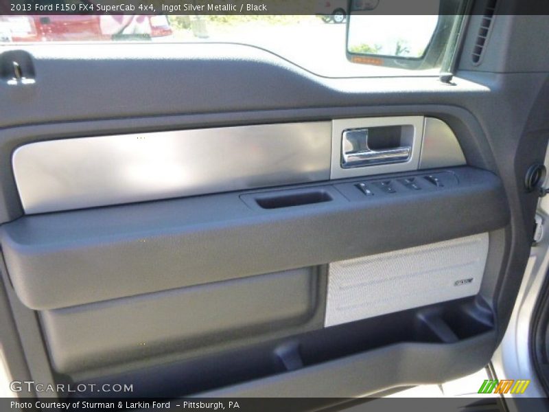 Ingot Silver Metallic / Black 2013 Ford F150 FX4 SuperCab 4x4