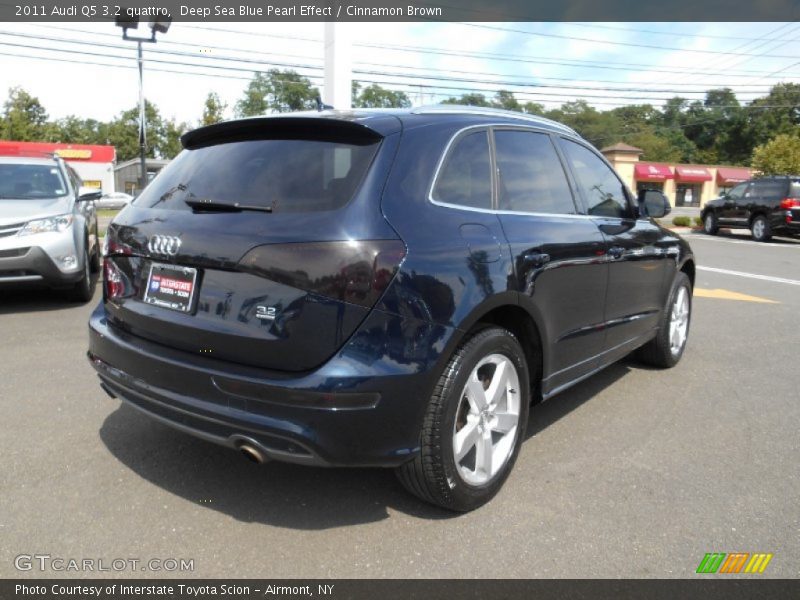 Deep Sea Blue Pearl Effect / Cinnamon Brown 2011 Audi Q5 3.2 quattro