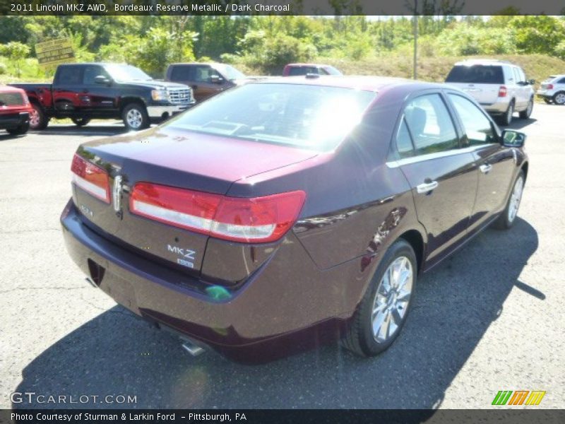 Bordeaux Reserve Metallic / Dark Charcoal 2011 Lincoln MKZ AWD