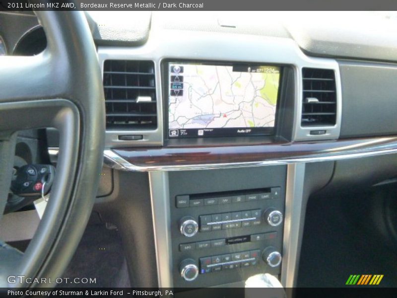 Bordeaux Reserve Metallic / Dark Charcoal 2011 Lincoln MKZ AWD