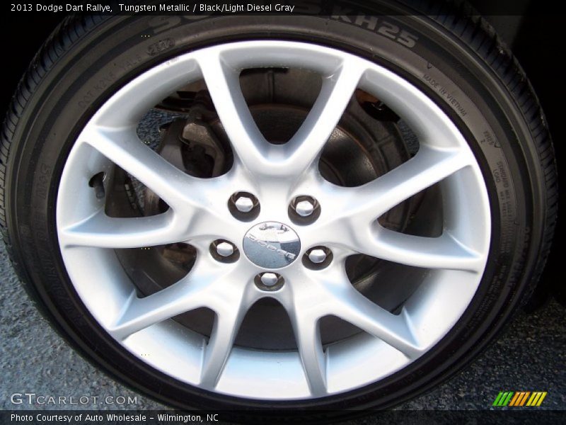 Tungsten Metallic / Black/Light Diesel Gray 2013 Dodge Dart Rallye