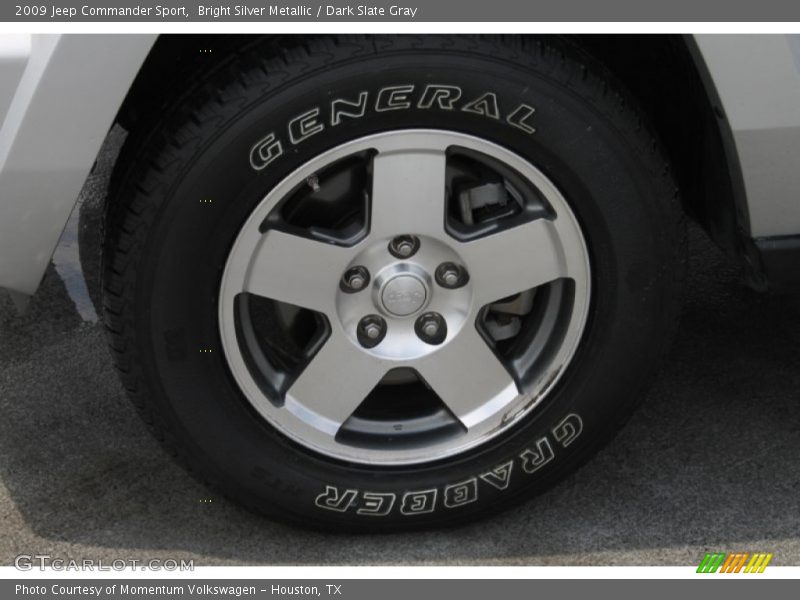 Bright Silver Metallic / Dark Slate Gray 2009 Jeep Commander Sport