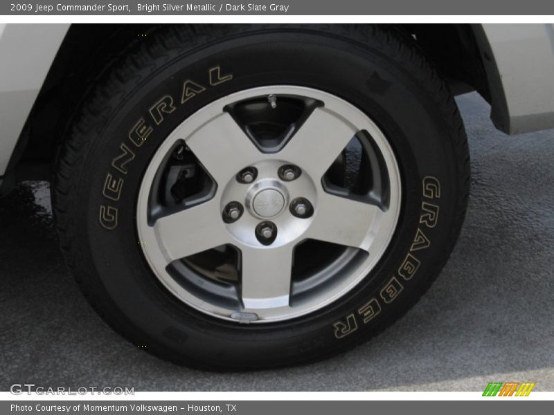 Bright Silver Metallic / Dark Slate Gray 2009 Jeep Commander Sport