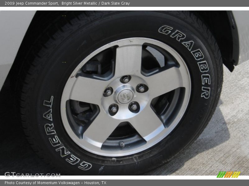 Bright Silver Metallic / Dark Slate Gray 2009 Jeep Commander Sport