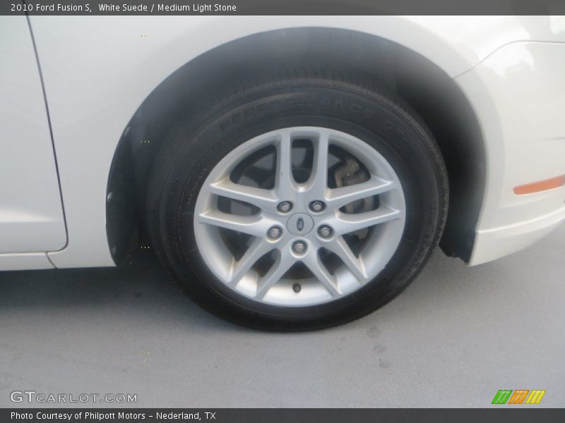 White Suede / Medium Light Stone 2010 Ford Fusion S