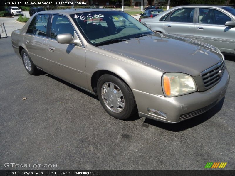Cashmere / Shale 2004 Cadillac DeVille Sedan