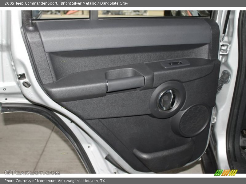 Bright Silver Metallic / Dark Slate Gray 2009 Jeep Commander Sport