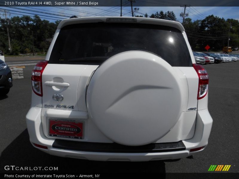 Super White / Sand Beige 2010 Toyota RAV4 I4 4WD