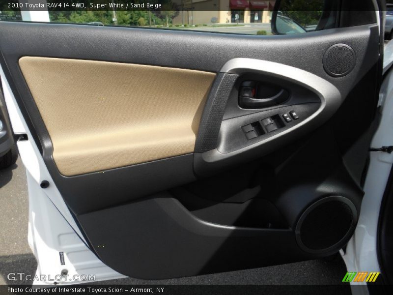 Super White / Sand Beige 2010 Toyota RAV4 I4 4WD